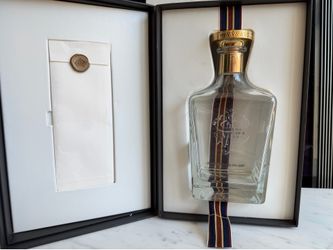 Johnnie Walker - King George V Scotch - Empty 750 mL Bottle w/ Box