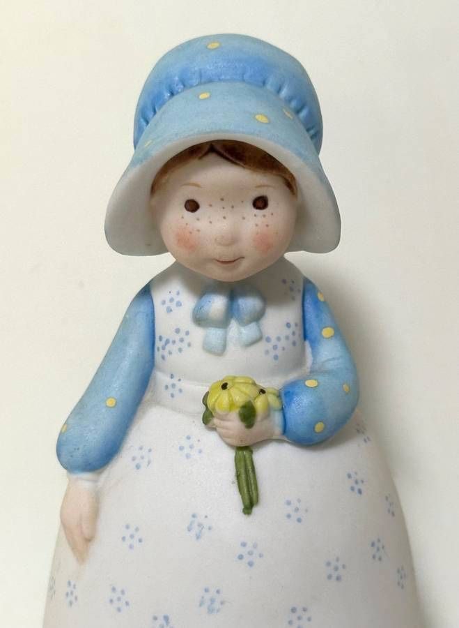Vintage 1977 Holly Hobbie Limited Edition Mothers Porcelain Bell Girl Figurine Collectible Decor