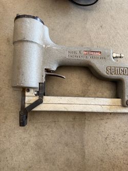Senco Model K Pneumatic Staple Gun