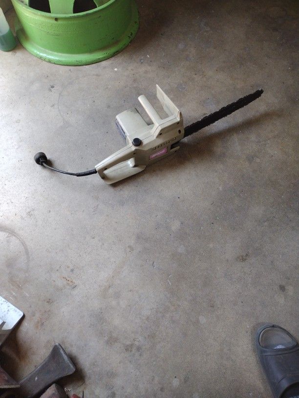 14" Electric Chainsaw 120 Volt
