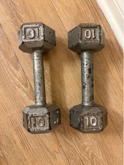 2 sets of Metal dumbbells  10 pounds each