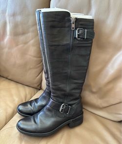 Women leather boots