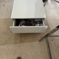 Mesita como nueva de centro de sala en buen estado
