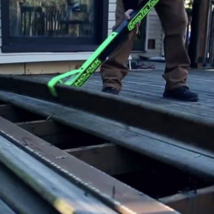 DEMO-DEK Deck Demolition Tool