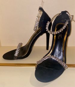 NEW Vigo Fiore Black Heels w Rhinestone