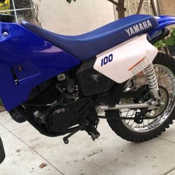 Yamaha Rt100