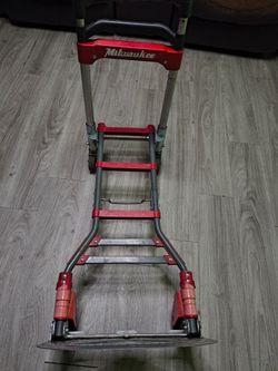 Milwaukee dolly