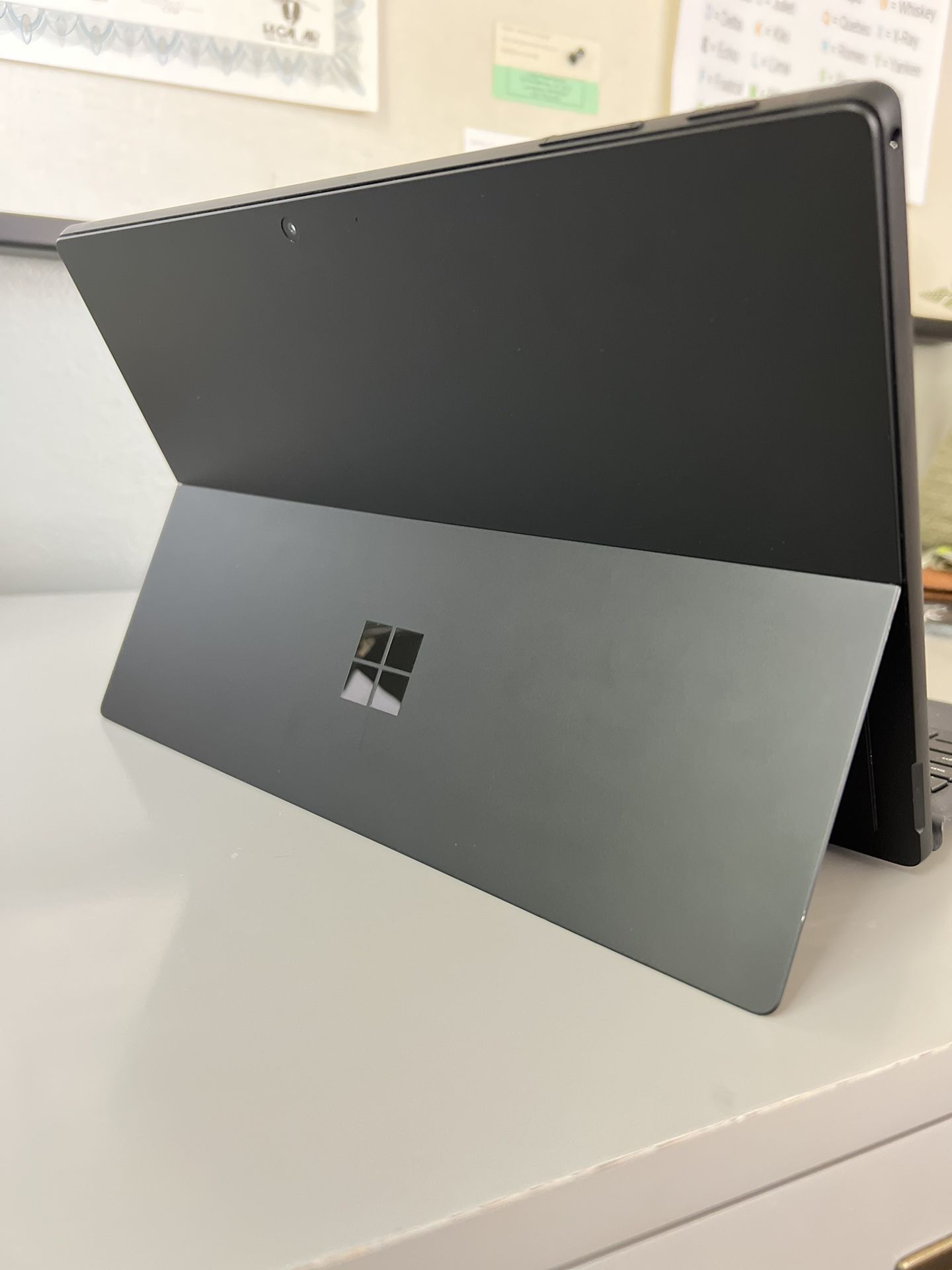 Microsoft Surface Pro 7