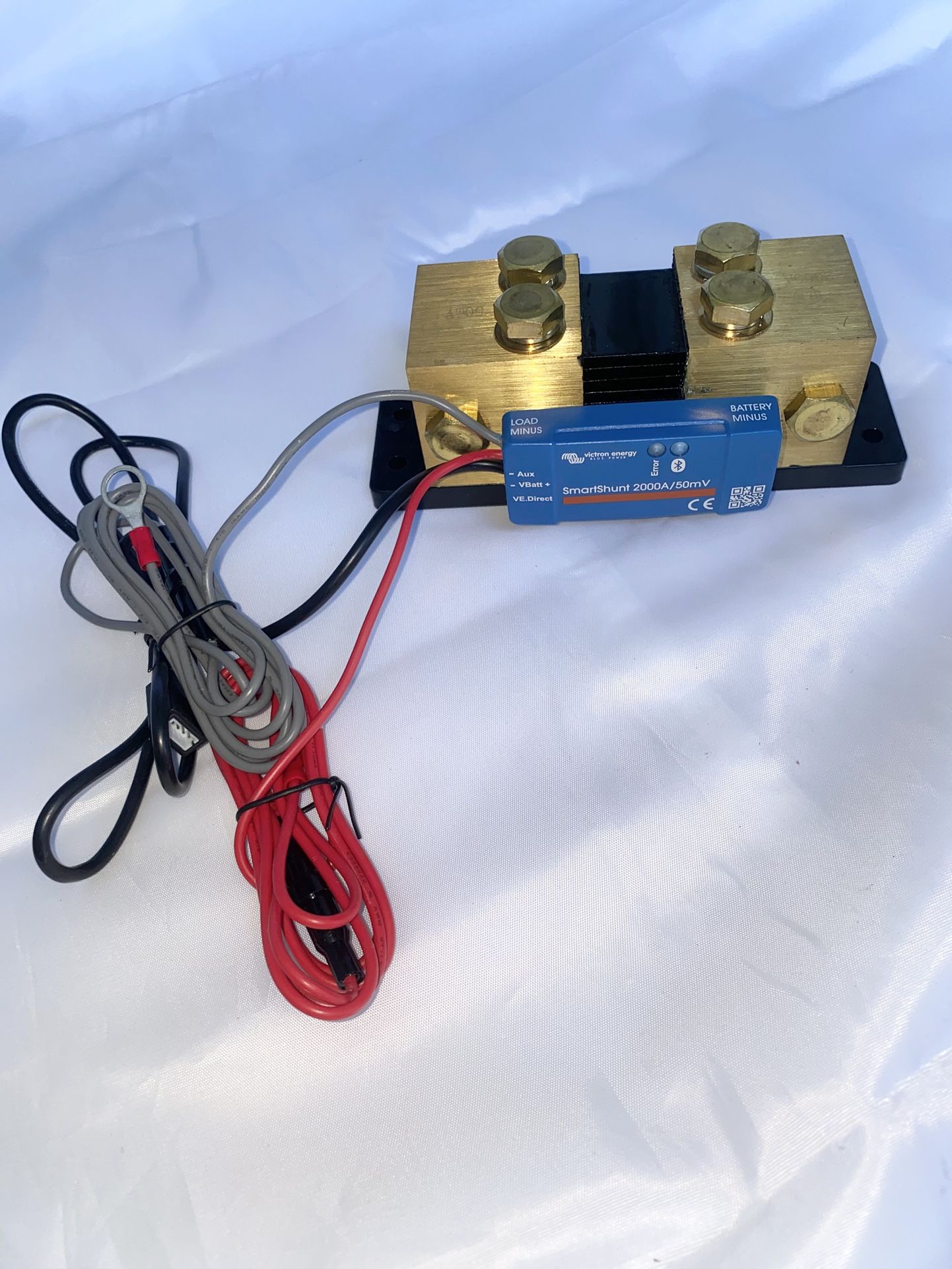 Victron Energy SmartShunt IP65 Battery Monitor (Bluetooth)- Victron Smart Shunt - 6.5V-70V, 1000 amp