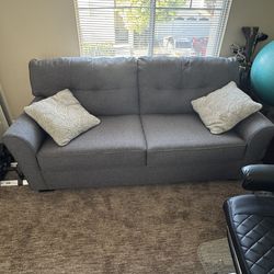 Blue Couch With Pull Out Mattress