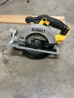 Dewalt Skillsaw (circular Saw)