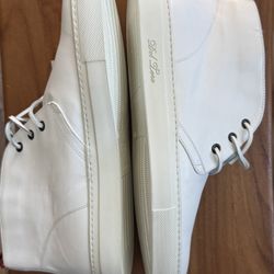 MEN'S WHITE LEATHER CHUKKA SNEAKER