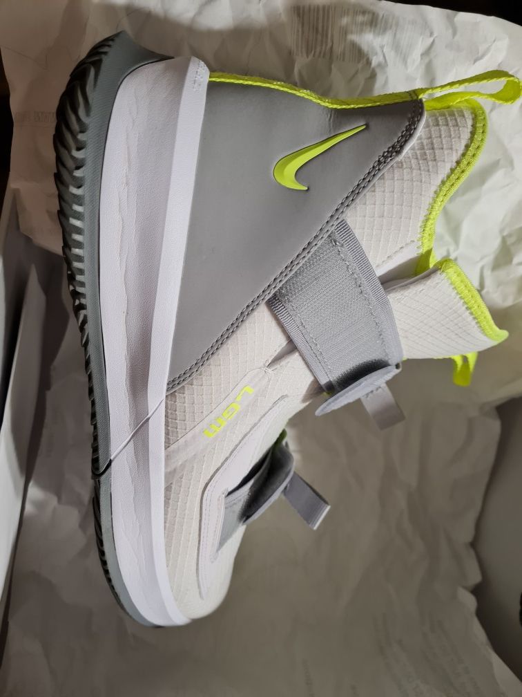 Nike Shoes Brand New Never Worn