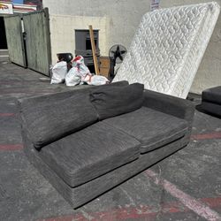 sofa set (NEED GONE TODAY)