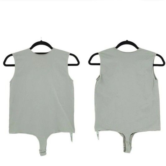 SKIMS ESSENTIAL CREW NECK SLEEVELESS BODYSUIT 4X - 5X

