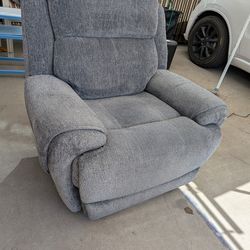New 45" Wide Power Recliner with USB