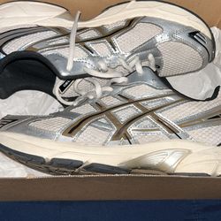 asics gel 1130 size 9