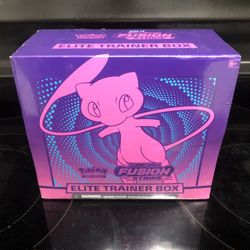 Pokémon TCG: Sword & Shield - Fusion Strike Elite Trainer Box