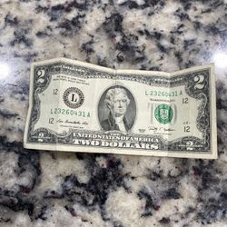2 2 Dollar Bill 1976 And 2009