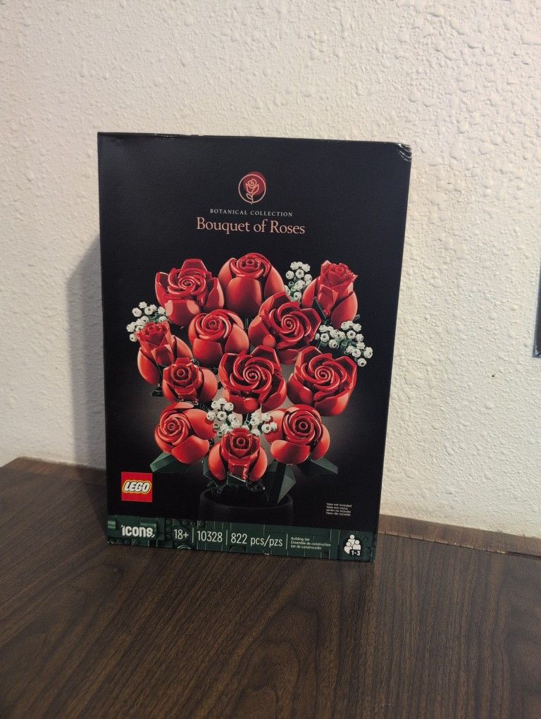 Sealed LEGO Botanical Collection Bouquet Of Roses New