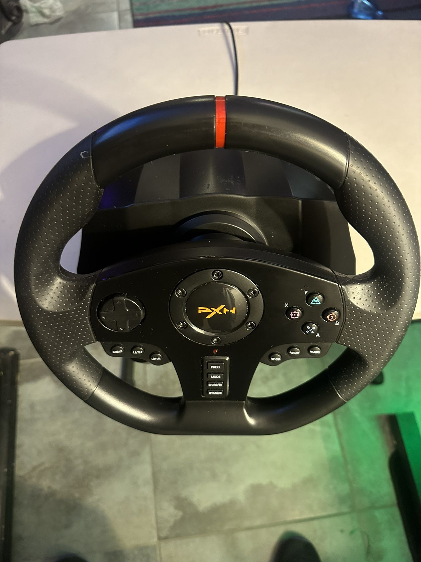xbox/ps3 steering wheel (just Wheel no Pedals)