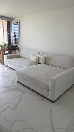 Chaise sofa