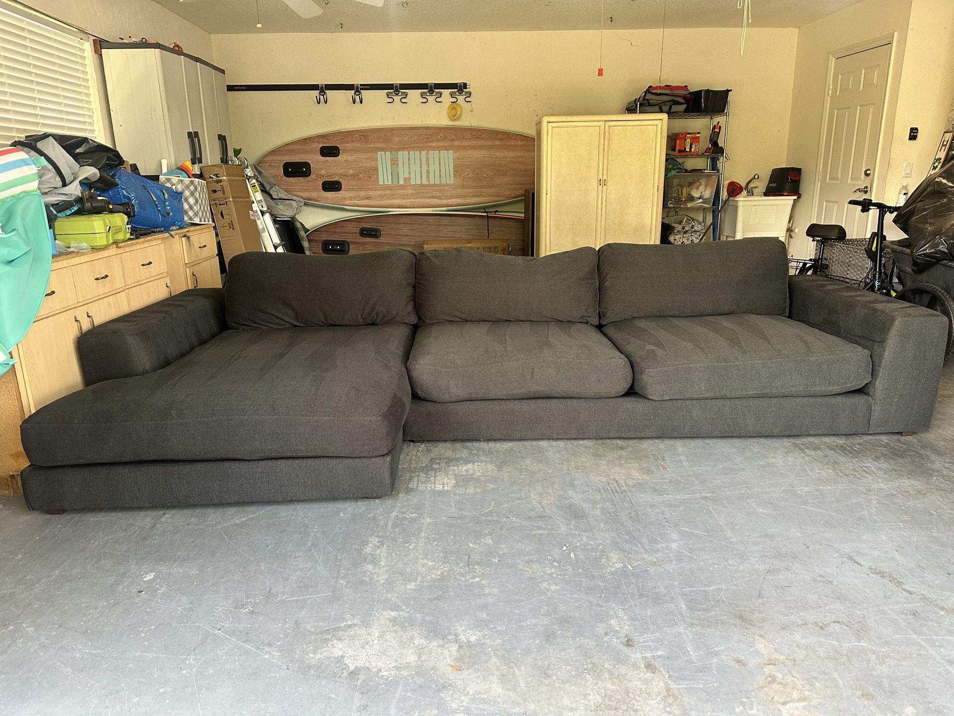 Sectional Couch Sofa *Delivery Available!*