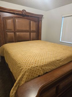 King size bed