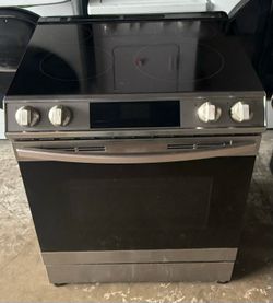 Slide in stove