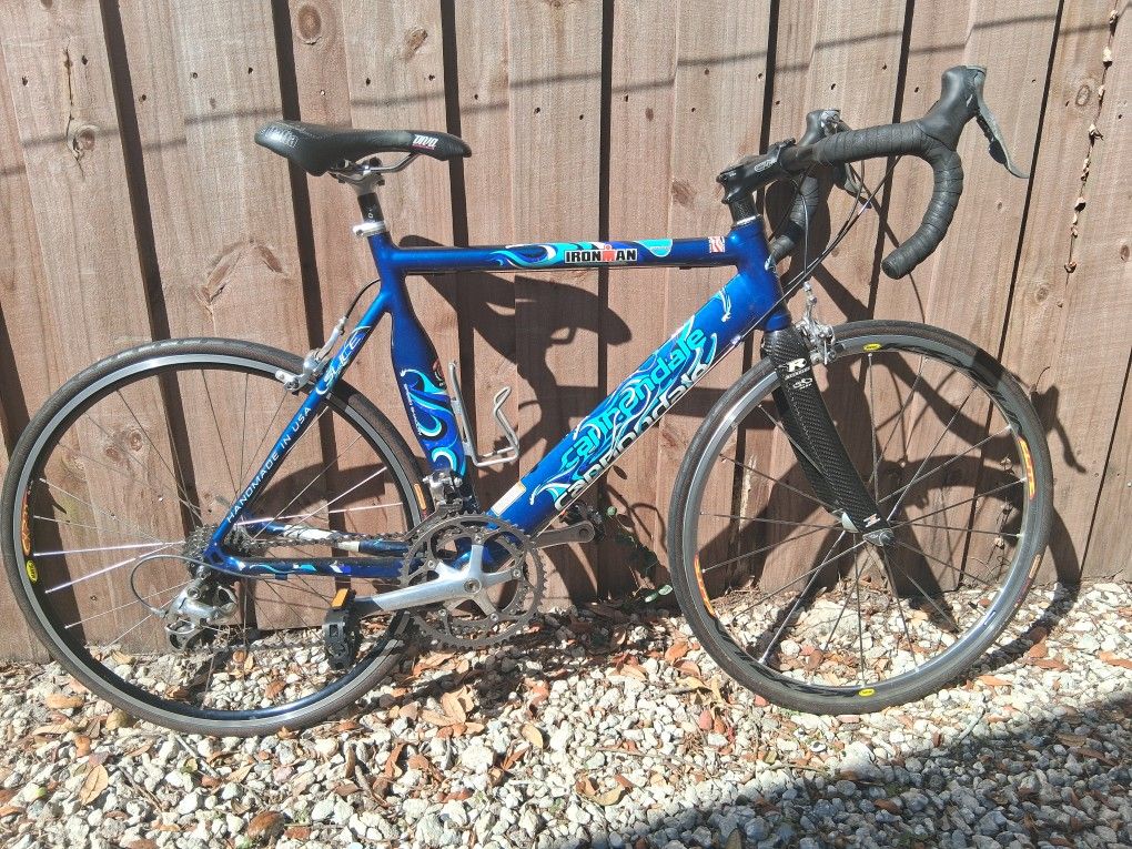 Road Bike Woman's Cannondale