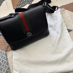 Gucci Messenger Bag 