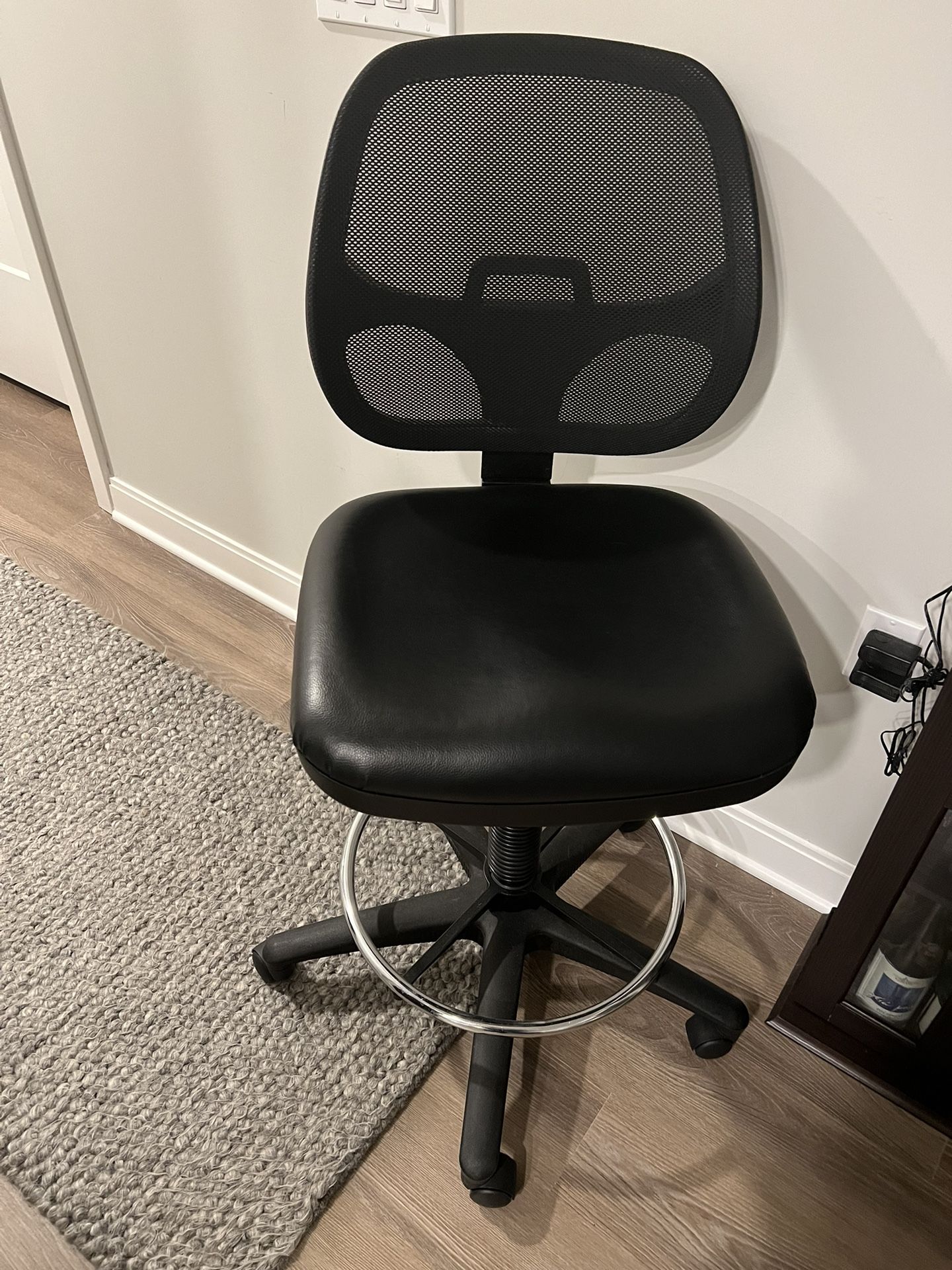 Office star - Adjustable Height Deluxe Mesh Back Office / Drafting Chair