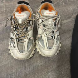 Orange/white Balenciaga Tracks (in Person Meets)