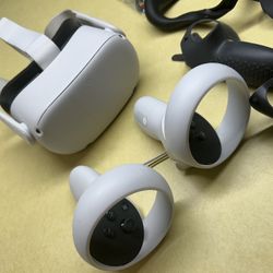 Meta quest 2 With accessories & Case