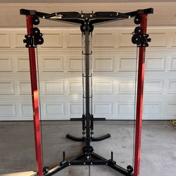 Cable work out machine