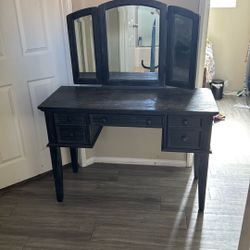 Vanity 