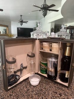 Traveling coffee station case