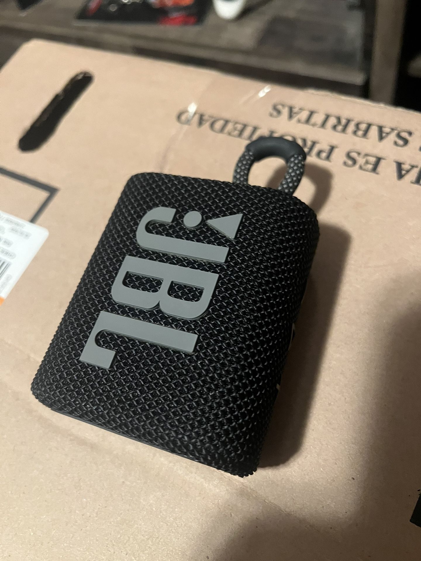 JBL Go 3 bluetooth speaker