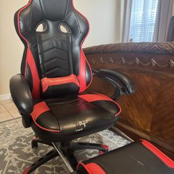 Respawn 110 Pro Ergonomic Gaming Chair with Footrest for Adults 