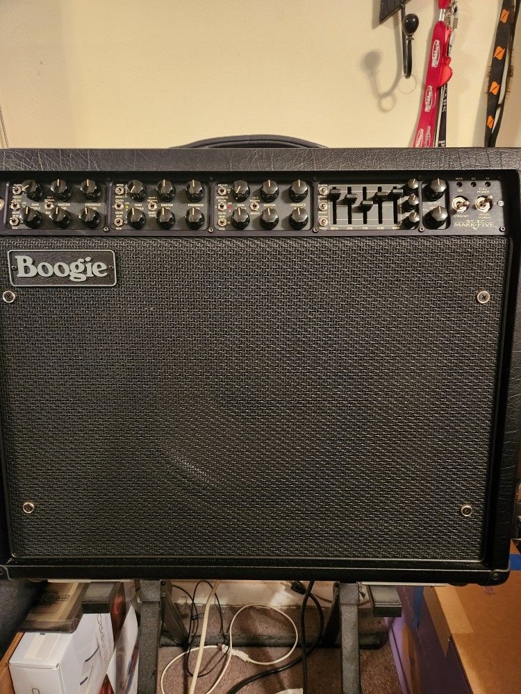 2011 Mesa Boogie  Mkv Guitar Amplifier 