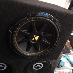 12"  Subwoofer  **LIKE NEW** WITH BOX