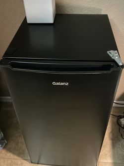 Galanz Black Mini Refrigerator with Freezer – Fully Working —QUICK-SALE!