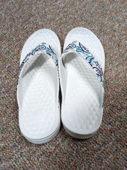 Joybees sandals