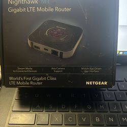 Nighthawk M1 Gigabit LTE Mobile Router (NEW)