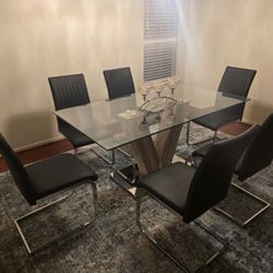Beautiful Glass Dining Table - 8 Chairs