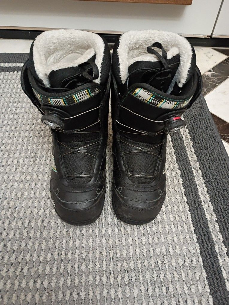 K2 Hail.Boa Coiler Womens 8.5 Snowboard Boots
