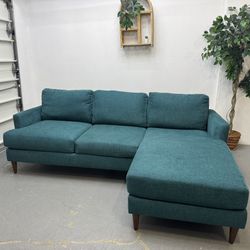 Jonathan Louis Sectional Sofa