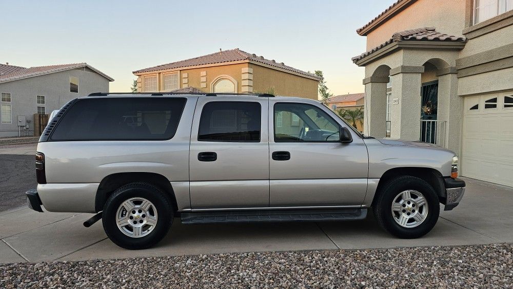 2004 Chevrolet Suburban