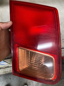 01-02 Honda civic tail light  right passenger side