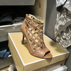 Woman Shoes 